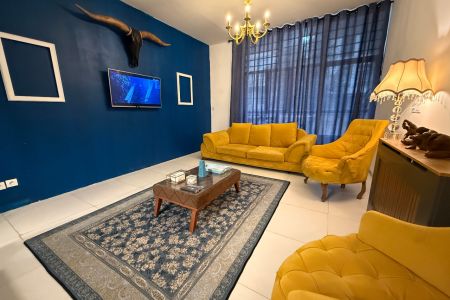 آپارتمان با جکوزی در جنت آباد تهران - همکف