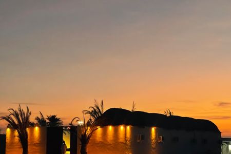 بومگردی نزدیک دریا در شیب دراز قشم - دبل