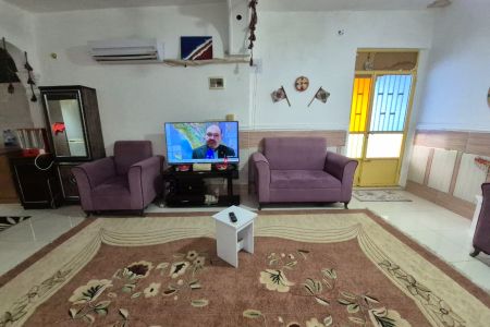 خانه مبله چند قدمی ساحل دریا در هرمز