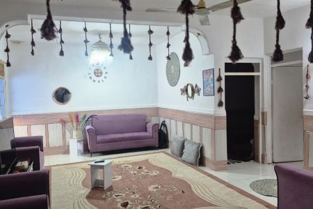 خانه مبله چند قدمی ساحل دریا در هرمز