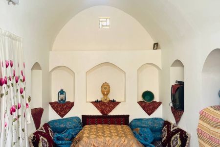 بومگردی در گرمسار - سرآسیاب - اتاق ۲