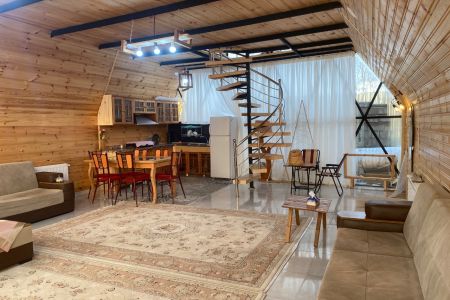 کلبه چوبی در قروق