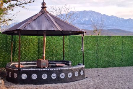 کلبه سوئیسی در امامزاده هاشم