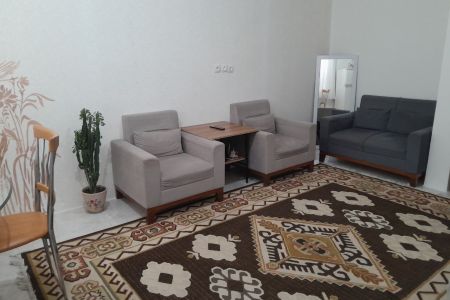 سوئیت با حیاط نقلی در رشت