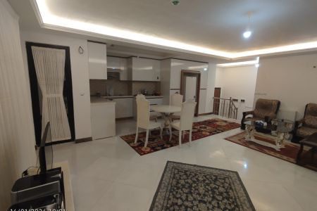 آپارتمان در زنجان - فاز ۷ گلشهر - طبقه اول