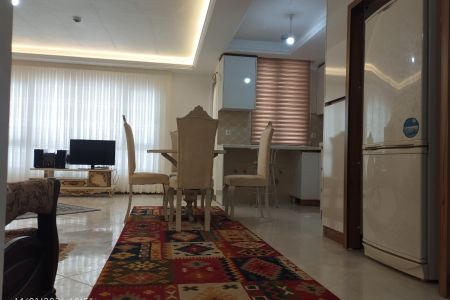 آپارتمان در زنجان - فاز ۷ گلشهر - طبقه اول