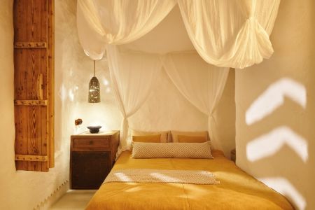 بوتیک هتل کنار ساحل قشم - لافت - واحد تابوک