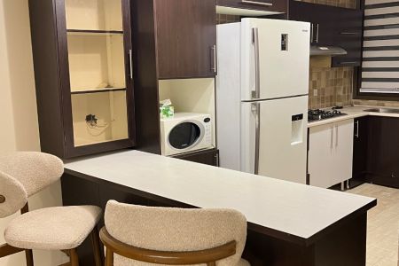 خانه مبله در تهران - میدان کاج - طبقه دوم