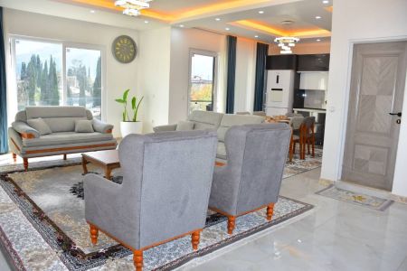 ویلا با استخر و سونا در رامسر - بلوار معلم