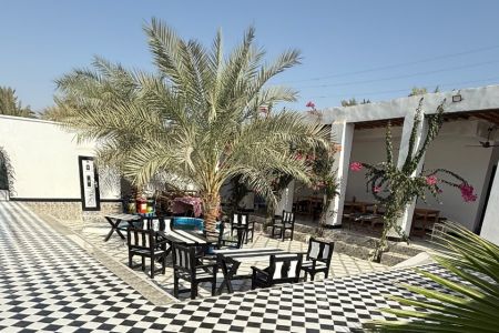 بومگردی در سهیلی - سوئیت