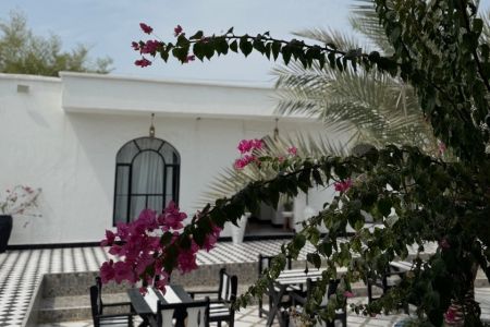 بومگردی در سهیلی - سوئیت