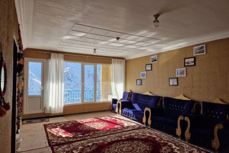 خانه رو به کوه در اورامان تخت - ط سوم