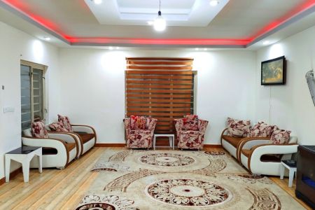 ویلا استخردار در چهارباغ - ملک آباد