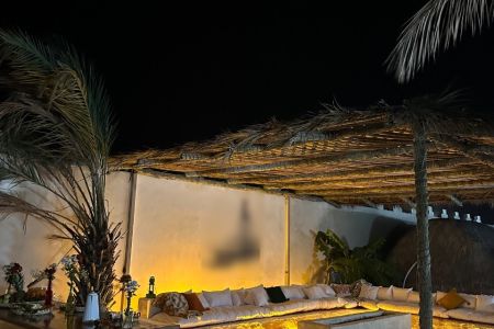 بومگردی نزدیک دریا در شیب دراز قشم - دبل