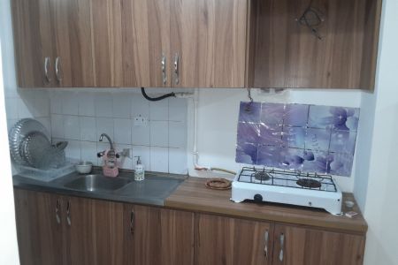 سوئیت با حیاط نقلی در رشت