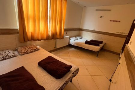 مهمانپذیر در قم - ۴ تخته - ط ۳