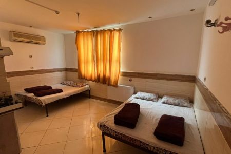 مهمانپذیر در قم - ۴ تخته - ط ۳