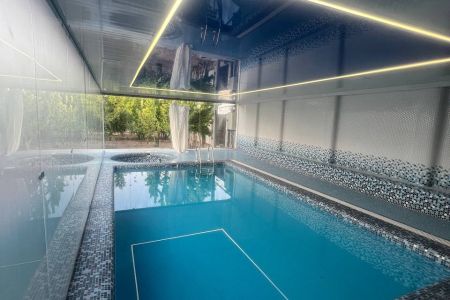 باغ ویلا استخردار در باغ بهادران