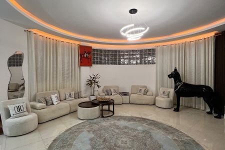 ویلا تریبلکس جکوزی دار در کیش - میرمهنا