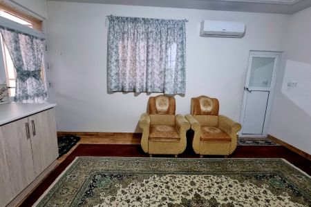 سوئیت حیاط دار در سراوان - قاضیان