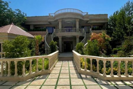 ویلا دوبلکس استخردار در ساوجبلاغ - حاجی آباد