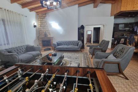 استئجار فيلا بمسبح في عباس أباد