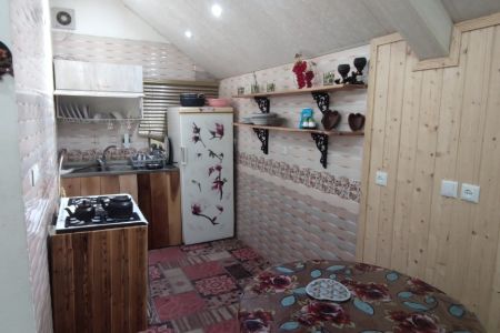 سوئیت با جکوزی در زیرآب - میرورزان - طبقه بالا