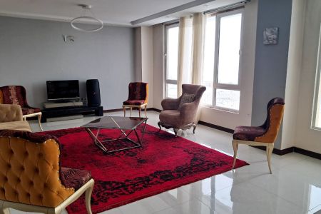 ویلا دو طبقه استخردار در مهرآباد - مسعودیه