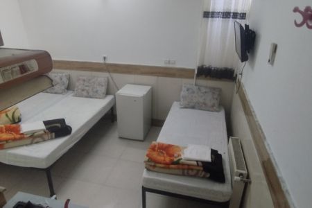 بيت ضيافة في قم - غرفة ثلاثية - الطابق الثاني