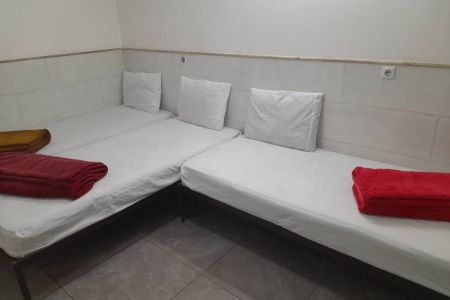 مهمانپذیر نزدیک حرم در قم - زیر همکف