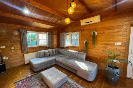 کلبه چوبی در لاهیجان - لیالستان