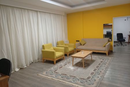 ویلا دوبلکس چهار خوابه در رودهن - خورین