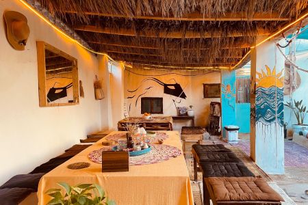 بوم گردی در هرمز - جنب موزه نادعلیان - گنو