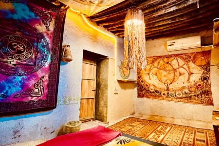 بوم گردی در هرمز - جنب موزه نادعلیان - گنو