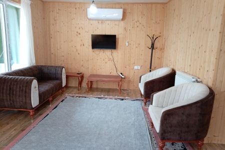 کلبه چوبی جکوزی دار در لفور - شارقلت