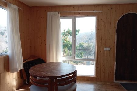 کلبه چوبی جکوزی دار در لفور - شارقلت