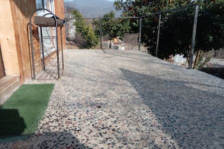 کلبه چوبی جکوزی دار در لفور - شارقلت