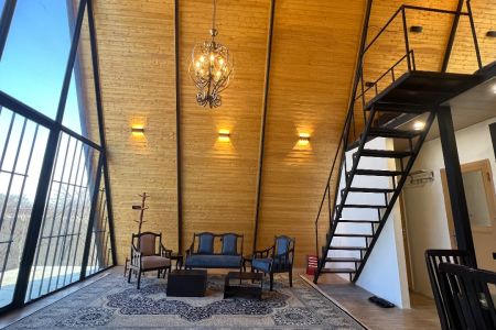 کلبه سوئیسی استخر دار در شاهرود