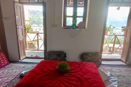 خانه روستایی دو طبقه در نکا - زرندین