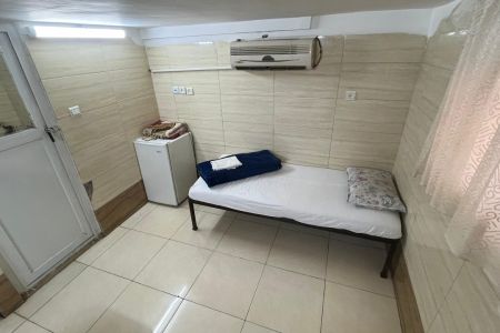 مهمانپذیر در قم - سه تخته - نیم طبقه