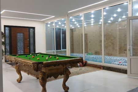 ویلا استخردار در چهارباغ - شهرک کامرانیه