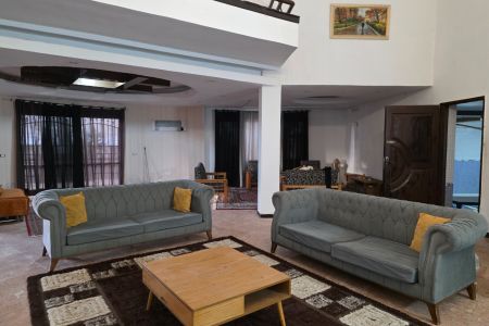 فيلا دوبلكس بمسبح بالقرب من شاطئ سرخرود