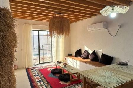 ویلا استخردار با طراحی خاص در طبل