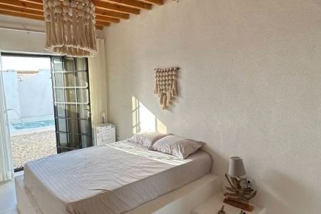 ویلا استخردار با طراحی خاص در طبل