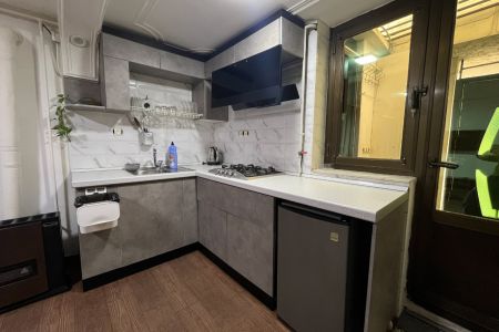 جناح مفروش في لاهيجان - شيشه غران