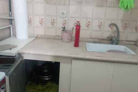 سوئیت نزدیک میدان ستاد شیراز - طبقه دوم