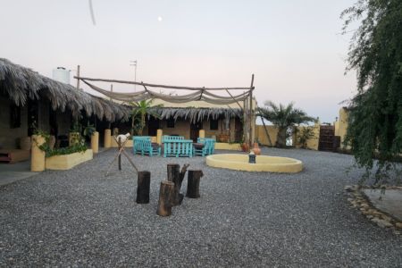 بومگردی نزدیک دریا در سوزا - تیو ۱