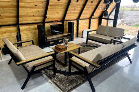 کلبه سوئیسی در سنگر - گیساوندان