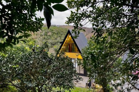 کلبه سوئیسی استخردار در رامسر - آزارچال