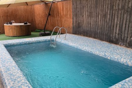 ویلا جنگلی با استخر وجکوزی در سرکوسرا رامسر